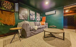 4 Bedroom House For Sale in Long Beach