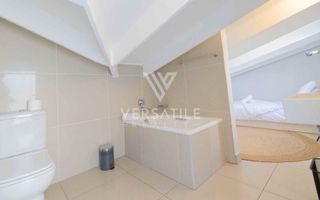 4 Bedroom House For Sale in Long Beach