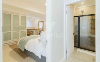 4 Bedroom House For Sale in Long Beach