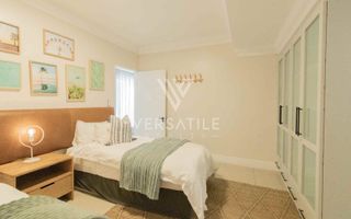 4 Bedroom House For Sale in Long Beach