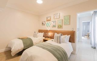 4 Bedroom House For Sale in Long Beach