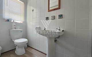 4 Bedroom House For Sale in Long Beach