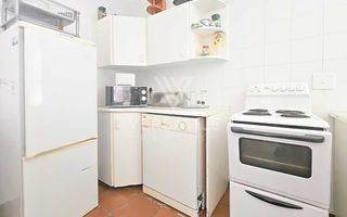 4 Bedroom House For Sale in Long Beach