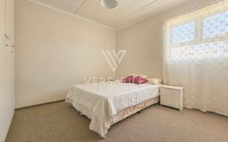 4 Bedroom House For Sale in Long Beach