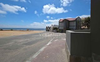 1 Bedroom Apartment/Penthouse To Rent in Long Beach