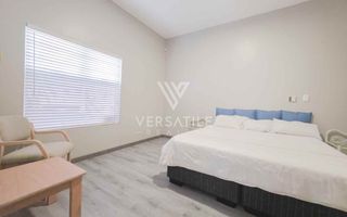 1 Bedroom Apartment/Penthouse To Rent in Long Beach