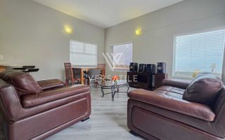 1 Bedroom Apartment/Penthouse To Rent in Long Beach