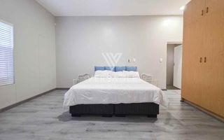 1 Bedroom Apartment/Penthouse To Rent in Long Beach