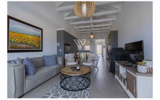 2 Bedroom House For Sale in Dolphin Beach