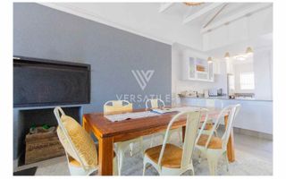 2 Bedroom House For Sale in Dolphin Beach