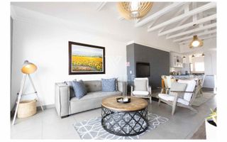 2 Bedroom House For Sale in Dolphin Beach