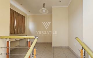 6 Bedroom House For Sale in Hage Heights