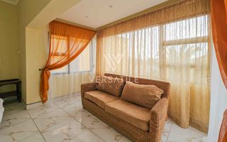 6 Bedroom House For Sale in Hage Heights