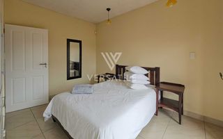 6 Bedroom House For Sale in Hage Heights