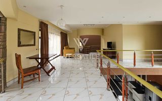 6 Bedroom House For Sale in Hage Heights