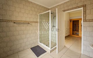 6 Bedroom House For Sale in Hage Heights