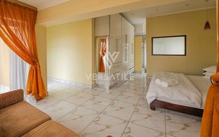 6 Bedroom House For Sale in Hage Heights