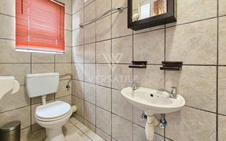 3 Bedroom House For Sale in Long Beach