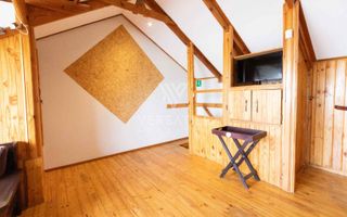 3 Bedroom House For Sale in Long Beach