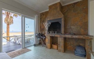 3 Bedroom House For Sale in Long Beach