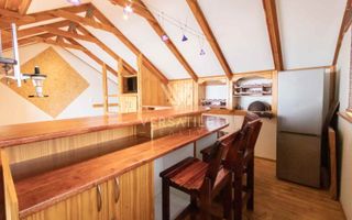 3 Bedroom House For Sale in Long Beach