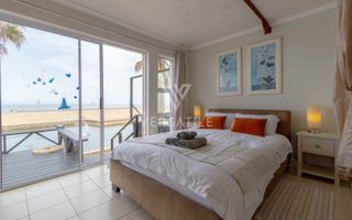 3 Bedroom House For Sale in Long Beach