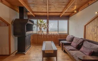 3 Bedroom House For Sale in Long Beach