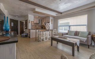 3 Bedroom House For Sale in Long Beach