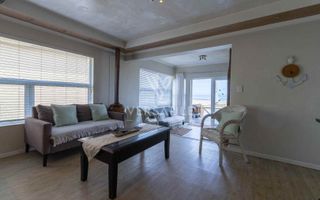 3 Bedroom House For Sale in Long Beach