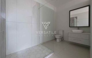 4 Bedroom Townhouse To Rent in Dolphin Beach