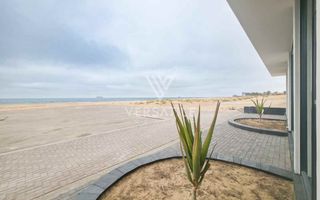 4 Bedroom Townhouse To Rent in Dolphin Beach