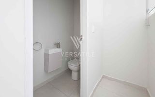 4 Bedroom Townhouse To Rent in Dolphin Beach