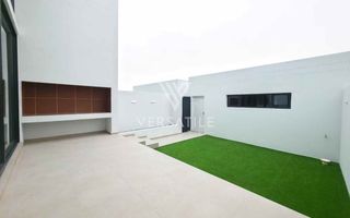 4 Bedroom Townhouse To Rent in Dolphin Beach