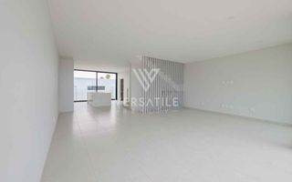 4 Bedroom Townhouse To Rent in Dolphin Beach