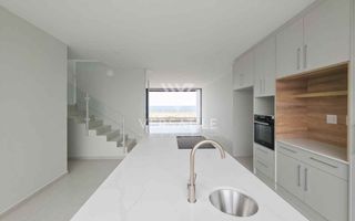 4 Bedroom Townhouse To Rent in Dolphin Beach