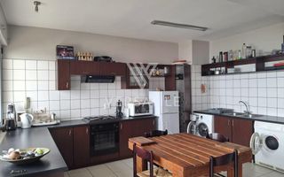 3 Bedroom Apartment/Penthouse For Sale in Long Beach