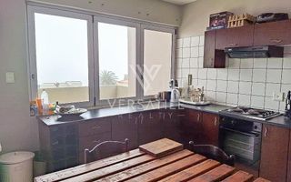 3 Bedroom Apartment/Penthouse For Sale in Long Beach