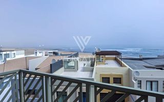 3 Bedroom Apartment/Penthouse For Sale in Long Beach