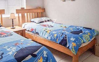 3 Bedroom Apartment/Penthouse For Sale in Long Beach