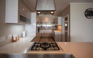 3 Bedroom Apartment/Penthouse For Sale in Waterfront