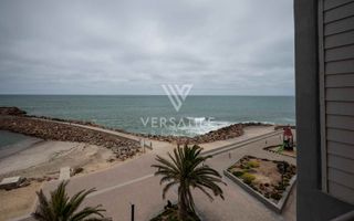 3 Bedroom Apartment/Penthouse For Sale in Waterfront