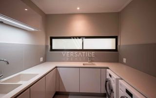 3 Bedroom Apartment/Penthouse For Sale in Waterfront