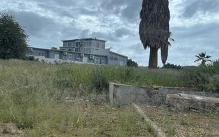 Office / Retail / Mixed Use For Sale in Eros