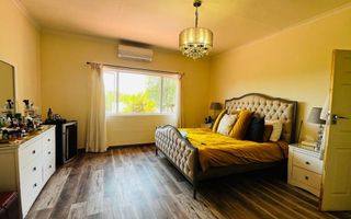 4 Bedroom House For Sale in Eros