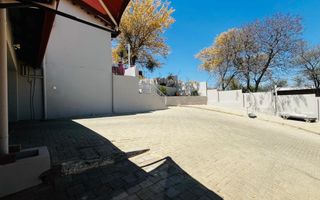 4 Bedroom House For Sale in Eros