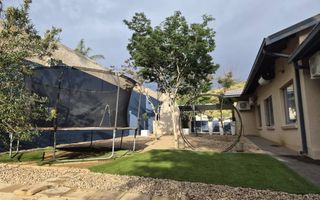 4 Bedroom House For Sale in Ludwigsdorf