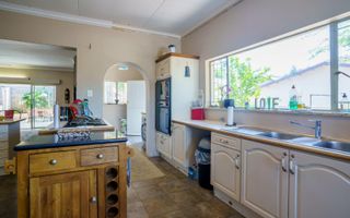 4 Bedroom House For Sale in Ludwigsdorf