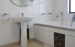 2 Bedroom Apartment/Penthouse For Sale in Cimbebasia