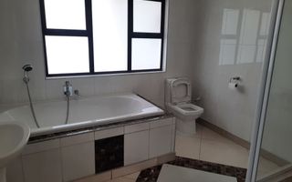 2 Bedroom Apartment/Penthouse For Sale in Cimbebasia