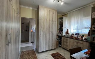 3 Bedroom Farm For Sale in Windhoek South